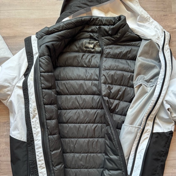 AEO 3-in-1 Windbreaker/Puffer Jacket - Picture 10 of 12